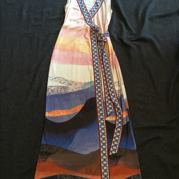 Diane Von Furstenberg Dresses & Skirts - Diane von Furstenberg ‘New Yahzi’ Silk Jersey Maxi Wrap Dress, Size 0